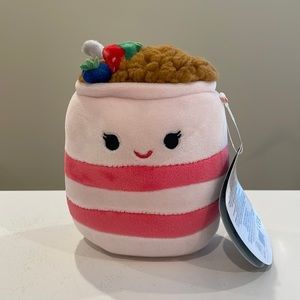 NWT 5” Zosia the Yogurt Parfait Squishmallow